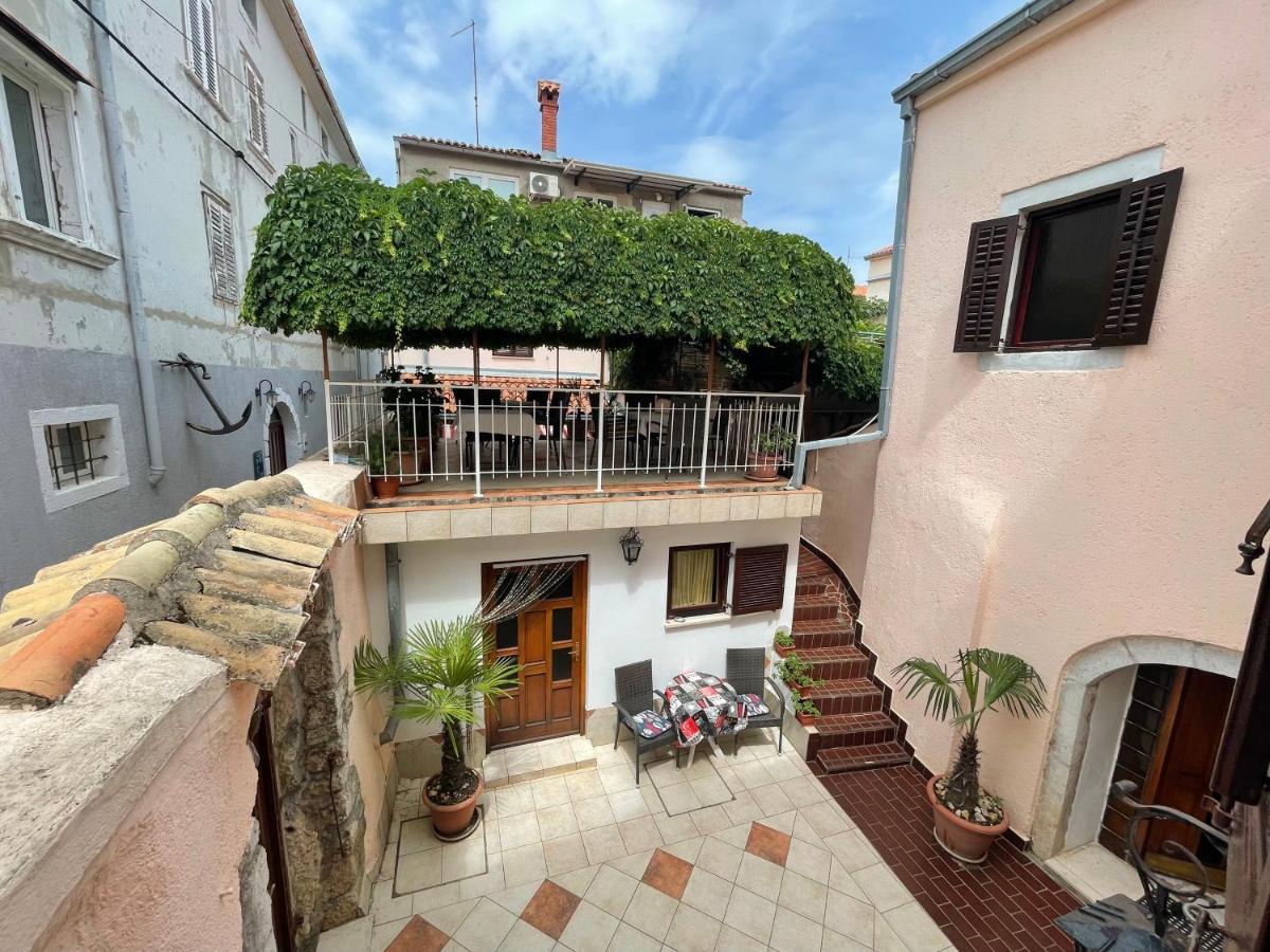 Casa Di Nives Lejlighed Krk Town Eksteriør billede