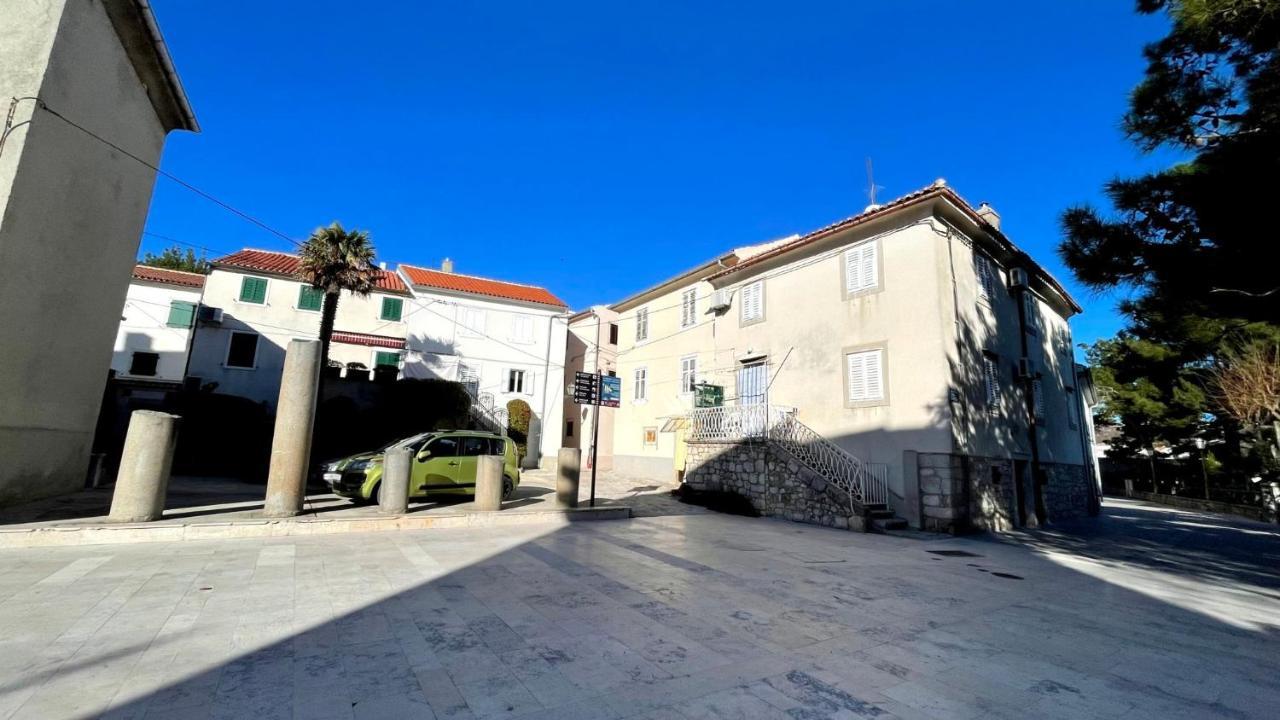 Casa Di Nives Lejlighed Krk Town Eksteriør billede