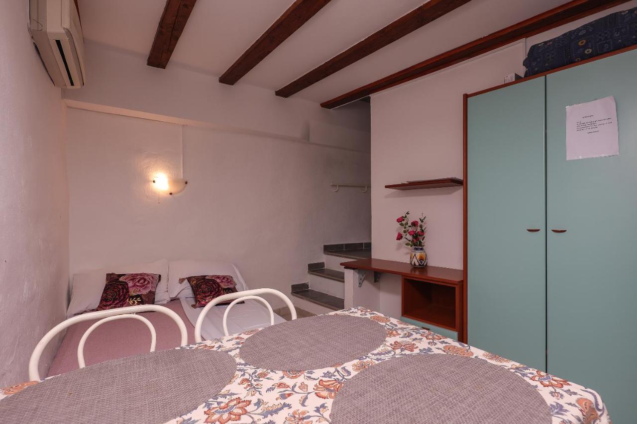 Casa Di Nives Lejlighed Krk Town Eksteriør billede